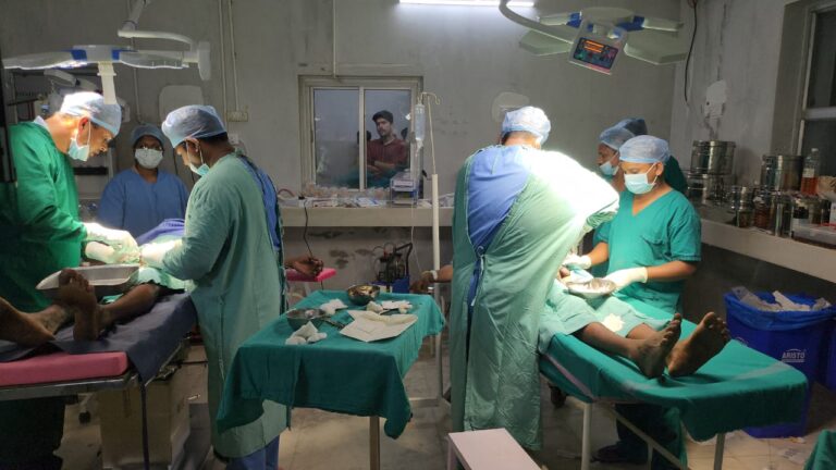 रायपुर : अबूझमाड़ के आदिवासियों का सपना हकीकत में बदला…सीएचसी में 35 साल बाद ऑपरेशन थियेटर शुरु हुआ तो पहले दिन हुये रिकॉर्ड 30 ऑपरेशन