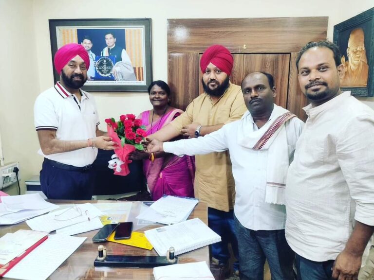 सरायपाली -/ विधानसभा चुनाव 2023 के मद्दे नजर अपनी समर्थकों के साथ दावेदारी पेश की ….