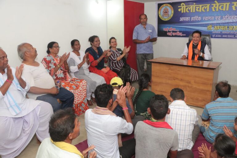 महासमुंद -/ लगातार ग्रामीण क्षेत्रो में खुलते जा रहा है नीलांचल सेवा समिति कार्यालय , इस बार सेक्टर कार्यालय का उद्घाटन पर भाजपा नेता डॉ.सम्पत अग्रवाल ने क्या कहा