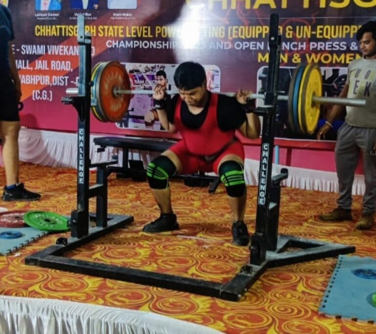 सरायपाली -/अभय कृष्ण पाल जिसने नेशनल पावर लिफ्टिंग चैंपियन में 490 के जी ले कर छत्तीसगढ़ राज्य प्रतियोगिता में अपनी जीत दर्ज कर छत्तीसगढ़ प्रदेश सहित सरायपाली अंचल का मान बढ़ाया है
