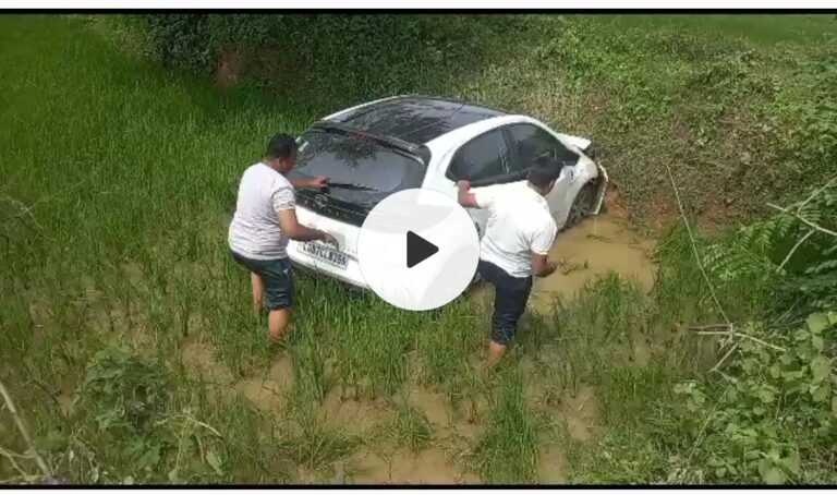 महासमुंद -/ पुलिस से बचने के फिराक में 2 तस्करो की कार अनियंत्रित होकर खेत मे घुसा थाना कोमाखान एवं सायबर सेल की सयुक्त कार्यवाही।