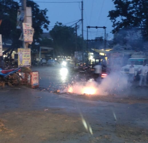 सरायपाली -/ टिकट मिलने को लेकर कांग्रेस कार्यकर्ताओं ने किनके नाम से फोड़ने लगे फटाखे रेस में कौन है आगे समर्थको का दावा ? सरायपाली -/ टिकट मिलने को लेकर कांग्रेस कार्यकर्ताओं ने किनके नाम से फोड़ने लगे फटाखे रेस में कौन है आगे समर्थको का दावा ?