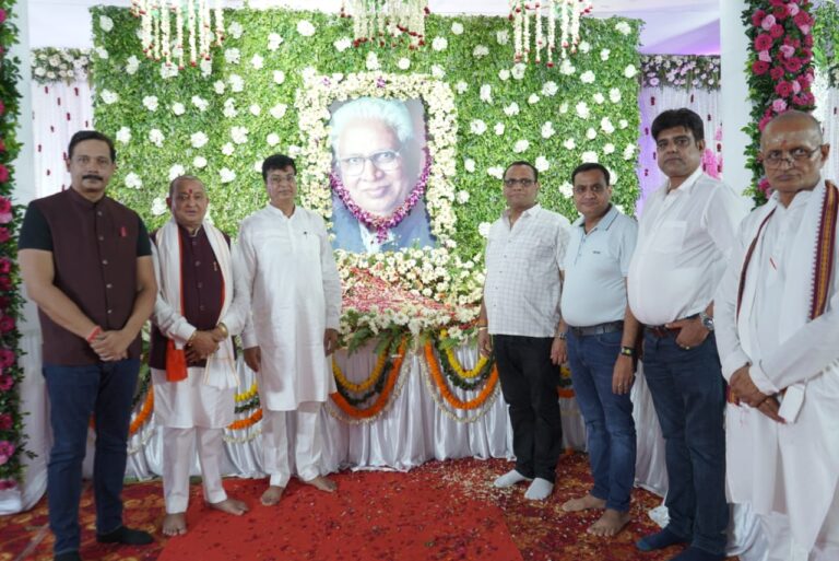 बसना – समाजसेवी श्री जगदीश चंद्र अग्रवाल के श्रद्धांजलि सभा में 20 हजार से अधिक लोग हुए शामिल।