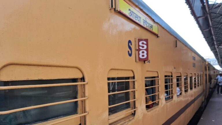 श्रीराम के जयकारे लगाते अयोध्या के लिए बिलासपुर से आज रवाना होंगे भक्त