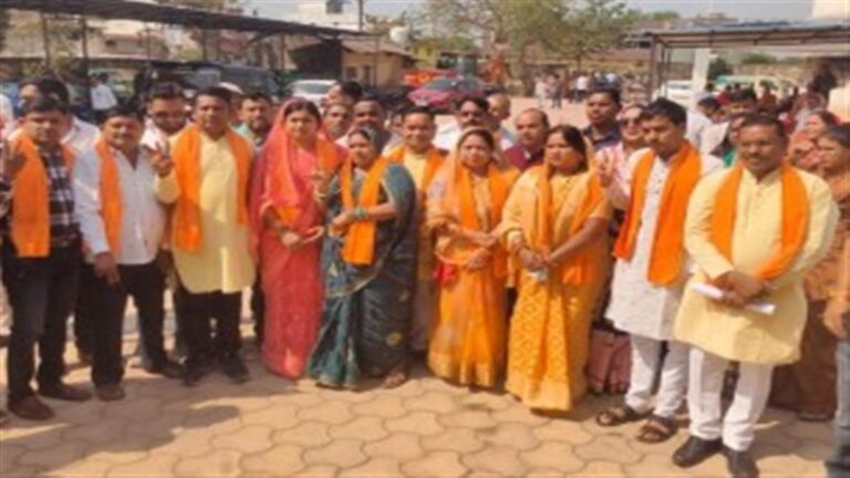 छत्तीसगढ़ : नगर पालिका पर अब भाजपा का कब्जा, अविश्वास प्रस्ताव के बाद भाजपा के पक्ष में पड़े दस मत