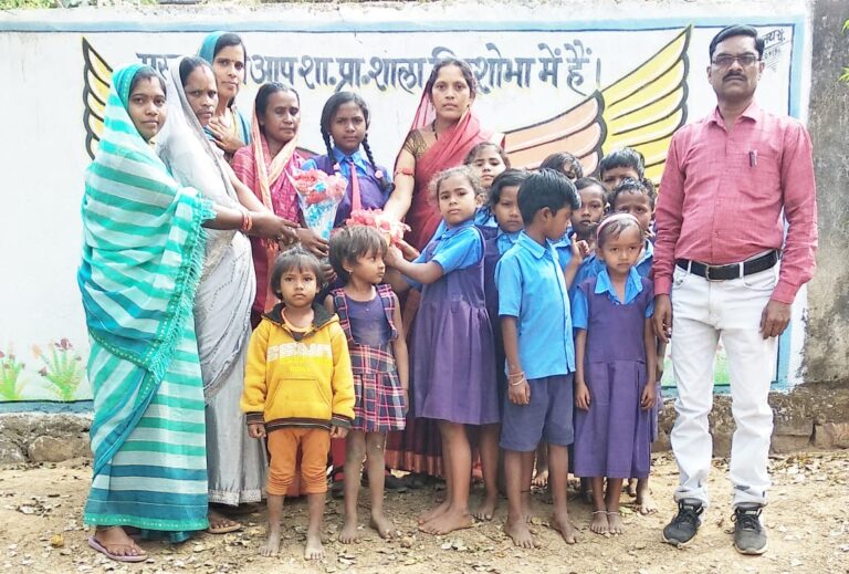 भारतीय संस्कृति ज्ञान परीक्षा कक्षा 5वीं में कु.वीरा चौहान दूसरे स्थान पर रही