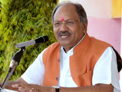 छत्तीसगढ़ के 25 हजार स्कूल बनेंगे इंग्लिश मीडियम, 33 हजार शिक्षकों को मिलेगी नौकरी,