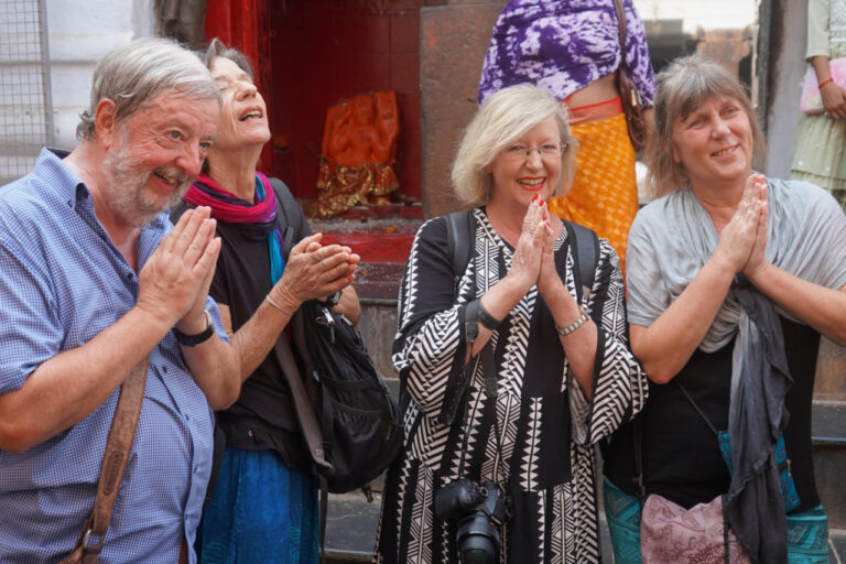 Chhattisgarh news जर्मनी से आई पर्यटक रेजिना मारिया ने नमस्ते राजिम कह कर राजिम कुंभ के श्रद्धालुओं को अचंभे में डाल दिया। दरअसल सनातन धर्म के विराट स्वरूप को जानने की इच्छा से वह राजिम कुंभ में पहुंची थी।