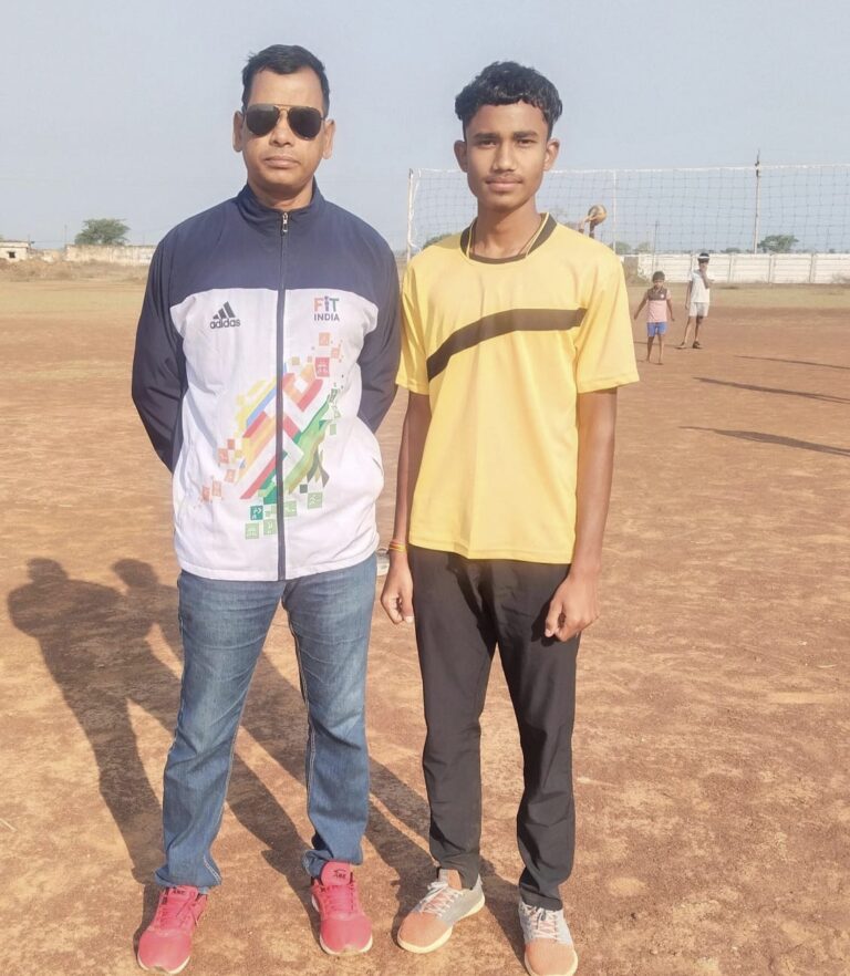 महासमुंद : आयुश का चयन राष्ट्रीय जूनियर हैंडबाल में