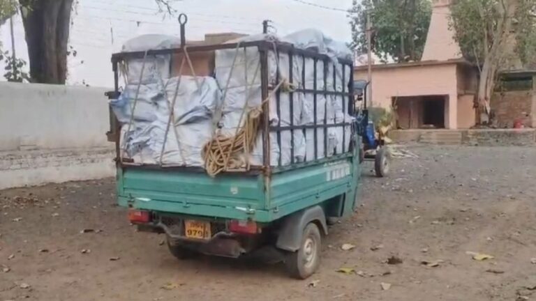 Mahasamund -: पिथौरा क्षेत्र में पान मसाला राज श्री गुटखा पर GST विभाग की बड़ी कार्रवाई लाखो के गुटखा जप्त!