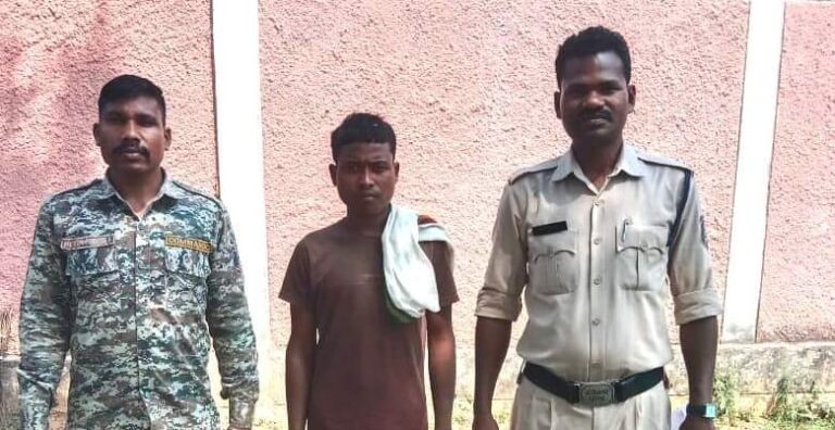 रायगढ़ / महिला की हत्या मामले में आरोपित महिला का पति गिरफ्तार आरोपी युवक ने खाना बनाने में देरी पर उसकी पत्नी से किया था मारपीट, कापू थानाक्षेत्र के ग्राम बताती की घटना…..