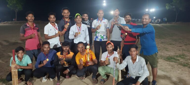 सरायपाली -:टेनिस बॉल क्रिकेट प्रतियोगिता में बाराडोली टीम रही विजेता