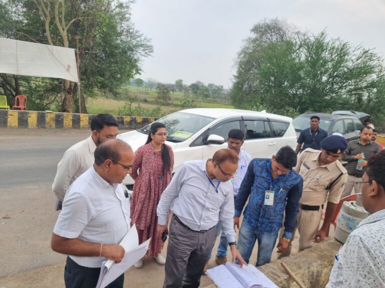 छत्तीसगढ़ / भारत निर्वाचन आयोग द्वारा महासमुंद 09 संसदीय क्षेत्र के लिए नियुक्त सामान्य प्रेक्षक श्री अनिल अग्रवाल ने आज चेकपोस्ट का निरीक्षण कई मतदान केंद्रों का निरीक्षण भी किया!