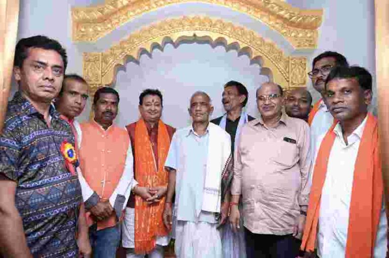 बसना / मंदिर प्राण प्रतिष्ठा, विधायक डॉ.सम्पत अग्रवाल हुए शामिल