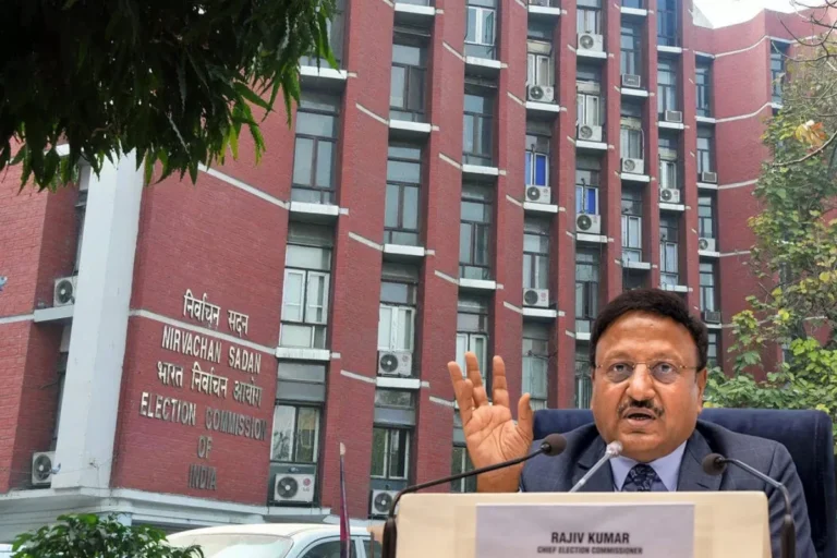 लोक सभा चुनाव 2024: EXIT POLL बैन, चुनाव आयोग ने अधिसूचना जारी कर बताया डेट और टाइम