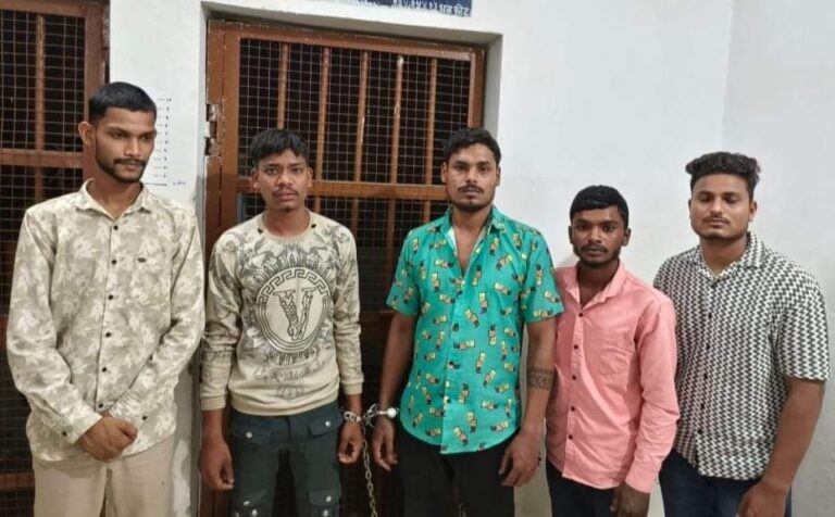 बलौदाबाजार-भाटापारा / अंधेकत्ल के मामले का 24 घंटे के भीतर किया गया पर्दाफाश हत्या करने वाले 05 आरोपियों को किया गया गिरफ्तार