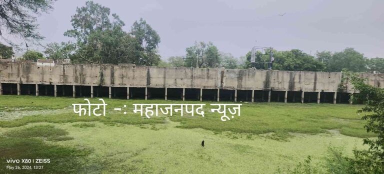 महासमुंद बसना। ग्राम पंचायत भंवरपुर में 47 अतिक्रमणकारियों को अवैध कब्जा हटाने नोटिस लेकिन सबकी नजर तालाब के ऊपर बने काम्प्लेक्स पर!