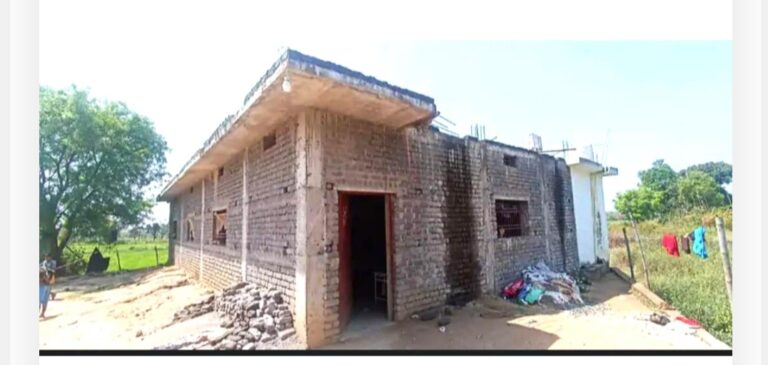 महासमुंद बसना / फर्जी अनाथ आश्रम चलाने वाले के खिलाफ आखिर कब होगी कार्यवाही अधिकारी ने कहा जाँच हो चूका है अब कार्यवाही!