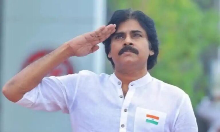 एक्टर से नेता बने पवन कल्याण ने राज्य के उपमुख्यमंत्री पद की शपथ ली।