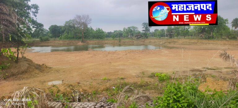 सरायपाली / 4 लेन किनारे सार्वजनिक तालाब को पाट दिया गया है याद दिला दें एक ऐसे ही मामले मे मुख्यमंत्री ने तहसीलदार को निलंबित कर दिया था!