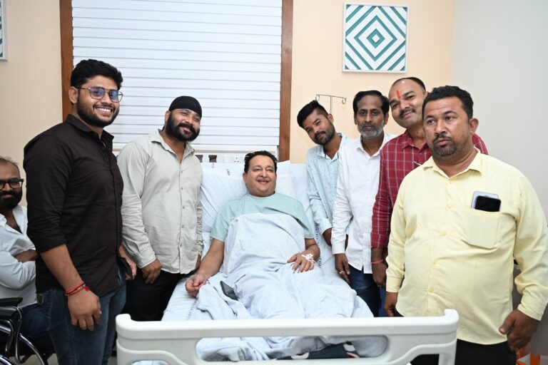 बसना नगर के जनप्रतिनिधि मिले विधायक संपत अग्रवाल से दी शुभकामनाए