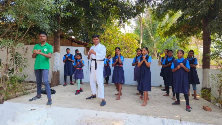 30 दिवसीय रानी लक्ष्मीबाई आत्म रक्षा प्रशिक्षण शिविर का भव्य समापन