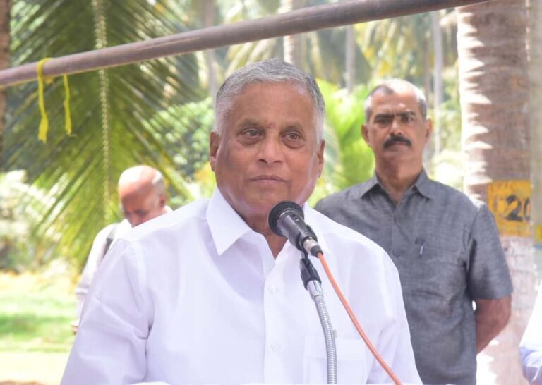 रायपुर : केंद्रीय राज्य मंत्री श्री सोमन्ना ने कोंडागांव जिले का किया दौरा : किसानों से किया संवाद