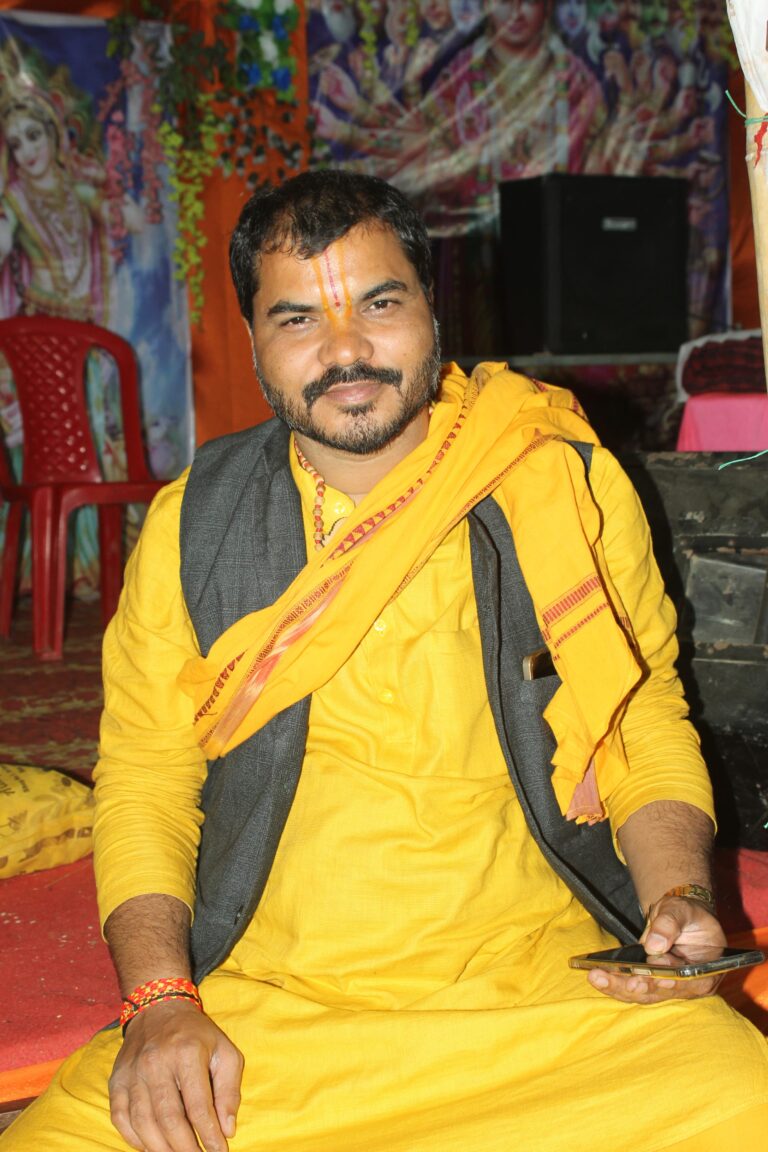 यह घटना न केवल समाज को तोड़ने वाली है, बल्कि यह एक ऐसी कार्रवाई है जो हमारे सामाजिक ताने-बाने को कमजोर करती है।