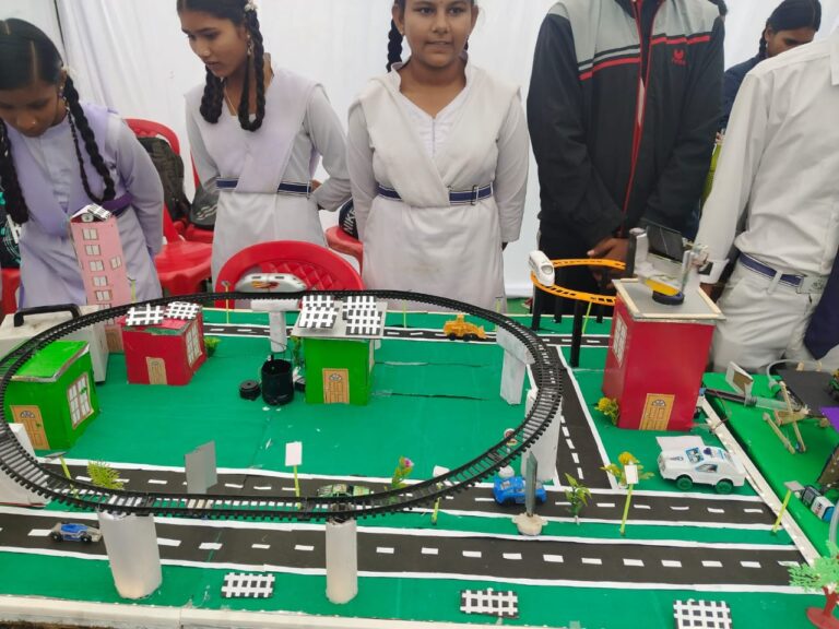 इंस्पायर अवार्ड के लिए जिले के 127 इनोवेटिव आइडिया का हुआ चयन