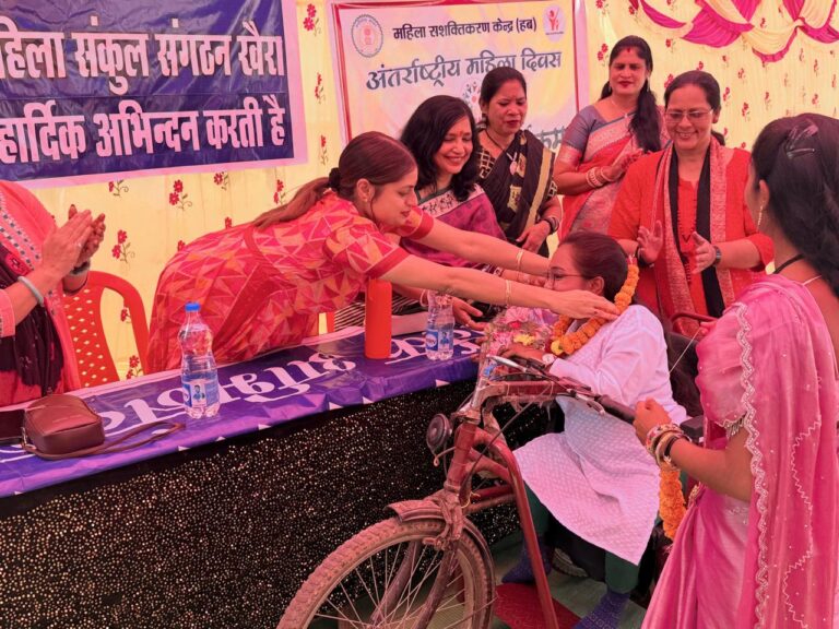 महासमुंद महिला-पुरुष एक सिक्के के दो पहलू: डॉ. एकता लंगेह गायत्री मंदिर महासमुंद में महिला दिवस कार्यक्रम का भव्य आयोजन