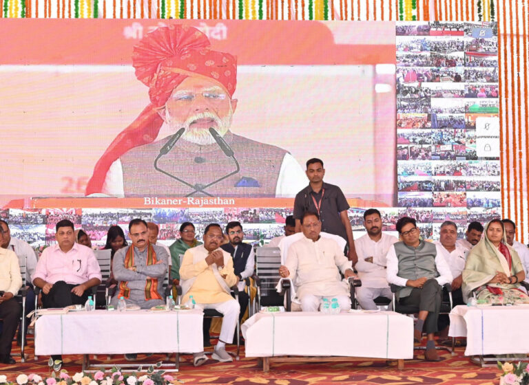 प्रधानमंत्री श्री नरेंद्र मोदी ने अम्बिकापुर सहित देशभर के 103 पुनर्विकसित रेलवे स्टेशनों किया लोकार्पण                       