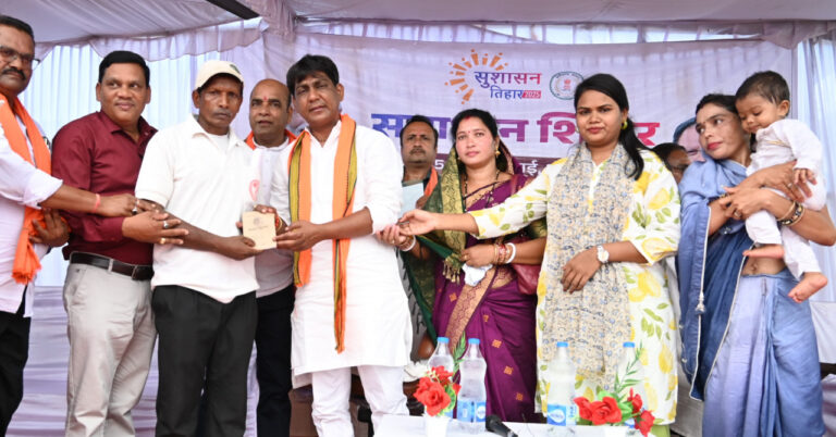 रायतुम में आयोजित समाधान शिविर में 13 ग्राम पंचायतों की समस्याओं का हुआ समाधान                                               