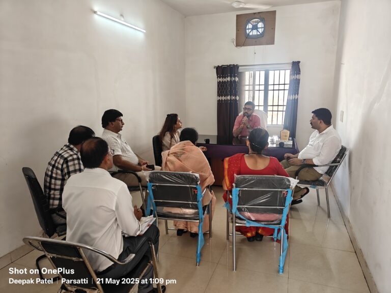 कलेक्टर श्री विनय लंगेह द्वारा शासकीय बाल सम्प्रेक्षण गृह, किशोर न्याय बोर्ड एवं बाल कल्याण समिति महासमुन्द का संयुक्त निरीक्षण किया गया*