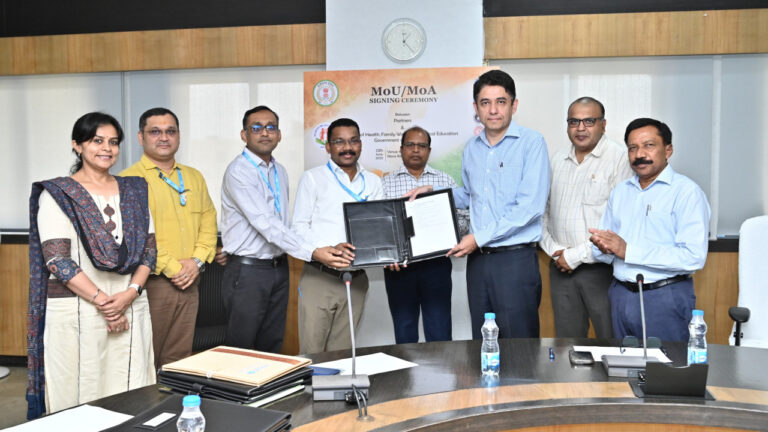 रायपुर : छत्तीसगढ़ में स्वास्थ्य सेवाओं को सुदृढ़ बनाने यूनिसेफ,डबल्यूएचओ,एम्स सहित 05 संस्थाओं के साथ ऐतिहासिक एमओयू