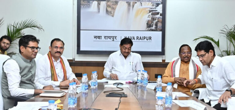 रायपुर : मंत्रिमंडलीय उप समिति की बैठक में धान के त्वरित निराकरण हेतु लिए गए महत्वपूर्ण निर्णय