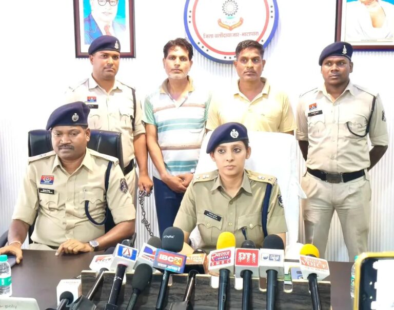 कसडोल, लवन, गिधौरी महासमुंद, रायगढ़ आदि के कई लोगों से शेयर ट्रेडिंग में निवेश करने के नाम पर आरोपियों द्वारा की गई है ठगी शिक्षक सहित आरोपियों को किया गया गिरफ्तार