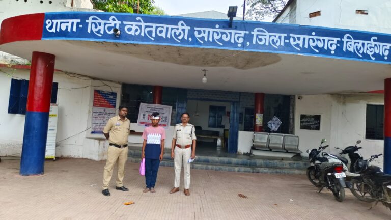 सारंगढ़ / चाकू बाजी के आरोपी क़ो चंद घण्टे मे सारंगढ़ पुलिस के द्वारा गिरफ्तार कर न्यायिक रिमाण्ड पर भेजा जेल