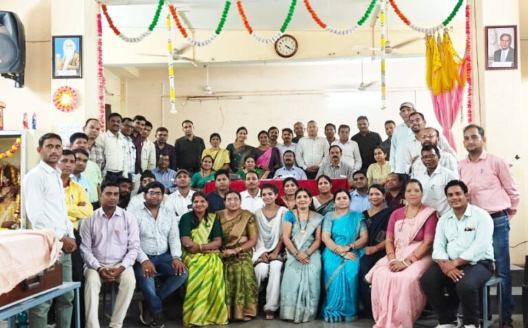 जिला शिक्षा व प्रशिक्षण संस्थान महासमुंद में नवीन पाठ्य पुस्तक आधारित प्रशिक्षण संपन्न