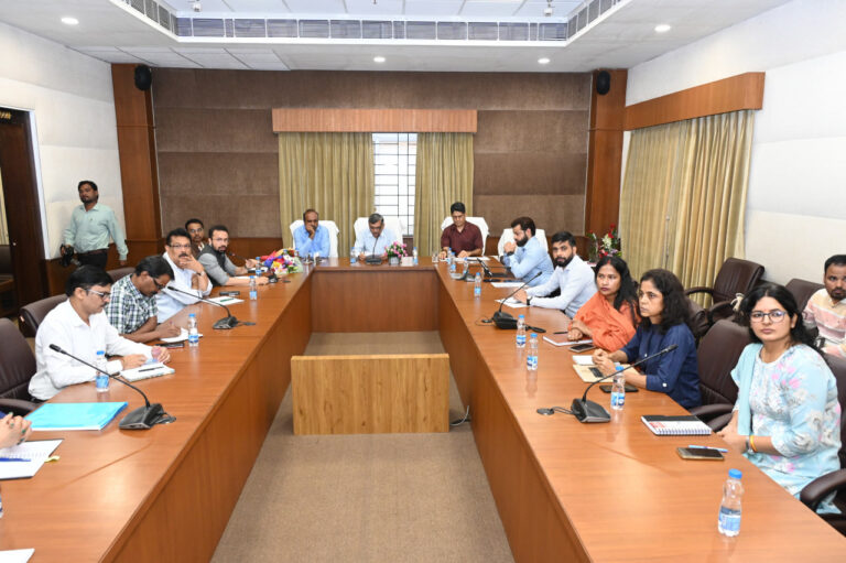 छत्तीसगढ़ : राज्य में भू-अभिलेखों के डिजिटलीकरण पर दिया ज़ोर