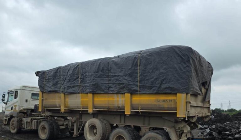 छत्तीसगढ़: एनटीपीसी लारा पर 4.05 लाख रूपए का जुर्माना फ्लाईऐश के अवैध निपटान का मामला एनटीपीसी ने अपनी तीन परिवहन एजेंसियां को किया निलंबित छह वाहन प्रतिबंधित, प्रत्येक पर 50-50 हजार रूपए का जुर्माना