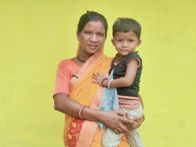 छत्तीसगढ़ :महतारी वंदन योजना बनी आर्थिक संबल, महिलाएं गढ़ रहीं बेहतर कल