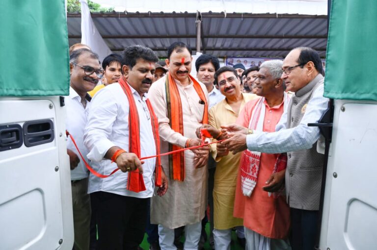 रायपुर : कबीरधाम के दुर्गम क्षेत्रों में पहुंचेगी निःशुल्क नेत्र जांच सेवा