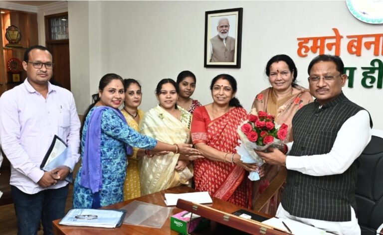 रायपुर / कन्या और कृषि महाविद्यालय शिशुपाल पर्वत, भालूडोंगर और निशा घाटी को पर्यटन स्थल घोषित करने की मांग – मुख्यमंत्री से आत्मीय भेंट