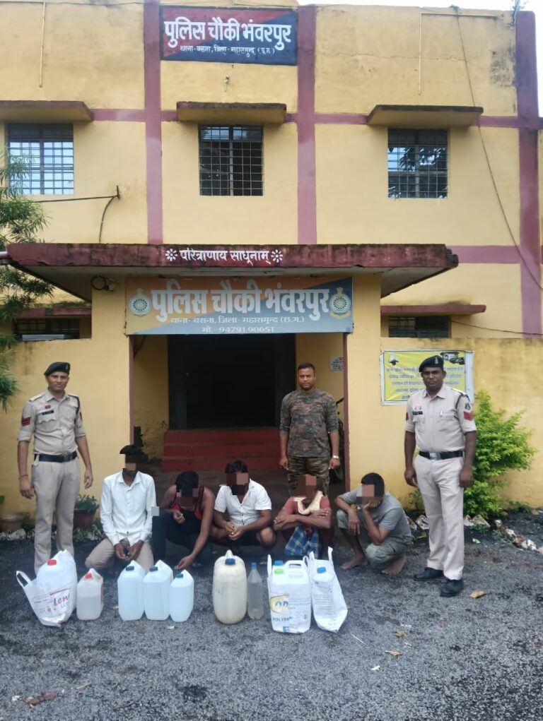 महासमुंद / भंवरपुर क्षेत्र में पांच अलग-अलग प्रकरणों में 05 व्यक्तियों के खिलाप कार्यवाही