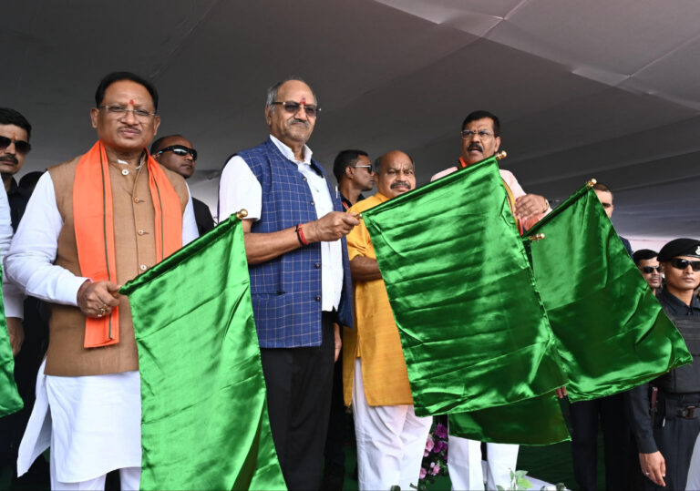 छत्तीसगढ़ : प्रधानमंत्री की विशेष पहल से बस्तर समेत प्रदेश भर में रेल सेवाओं का बढ़ा दायरा : मुख्यमंत्री श्री साय