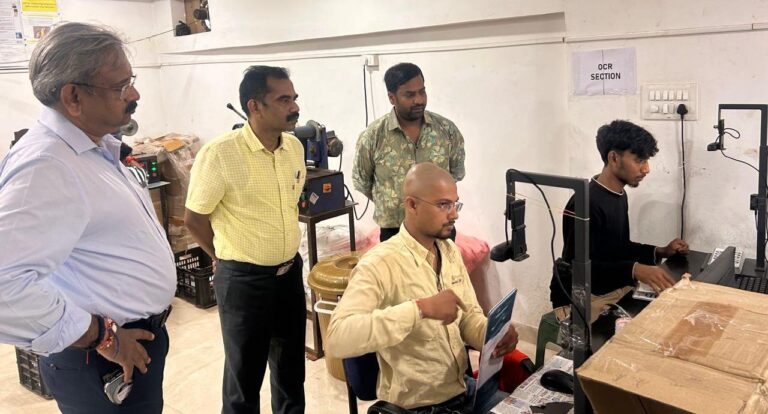 छत्तीसगढ़: परिवहन सचिव श्री एस. प्रकाश ने परिवहन कार्यों में आधुनिकीकरण कार्यों का लिया जायजा 