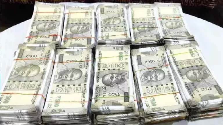 छत्तीसगढ़/आदिवासियों को मिला 400 करोड़ का मुआवजा, मगर 10 हजार से ज्यादा निकालने को SDM से लेनी होगी परमिशन