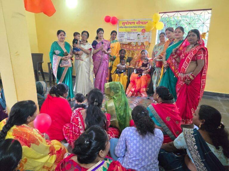 महासमुंद/विशेष सुपोषण चौपाल के माध्यम से स्तनपान जागरूकता का संदेश विविध गतिविधियों का आयोजन