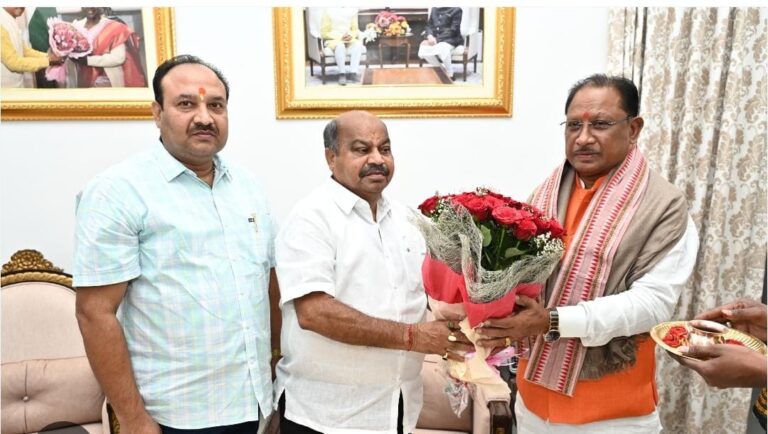 बसना : छत्तीसगढ़ के CM सहित कई दिग्गज नेता 11 अगस्त को दुर्गापाली में ‘एक पेड़ माँ के नाम’ कार्यक्रम में होंगे शामिल