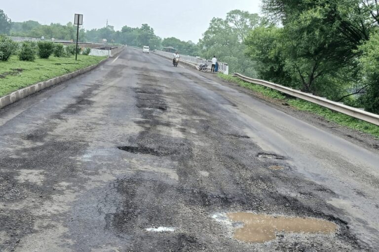 रायगढ़-सराईपाली राष्ट्रीय राजमार्ग अब भी अधूरा 86 किमी में से 49 किमी का टेंडर, बाकी सड़क भी खराब –